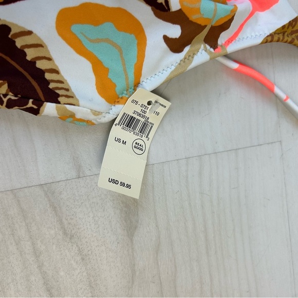 NWT Aerie Tropical Floral Print One Piece Swimsuit Cut Out Size Medium - Picture 8 of 10